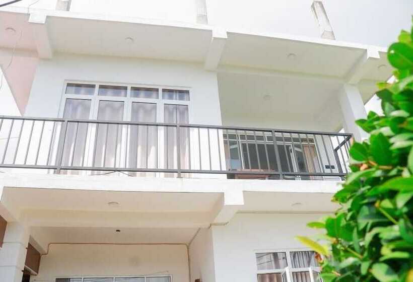 פנסיון Villa Serenity Jayavikumgama