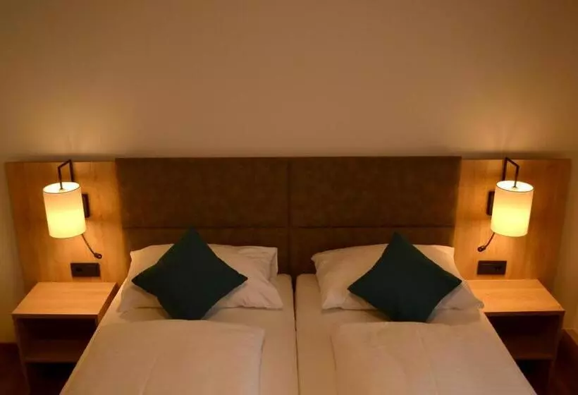 Retkeilymaja Gasthof Kranerwirt