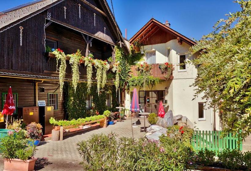 فندق صغير Gasthof Kranerwirt