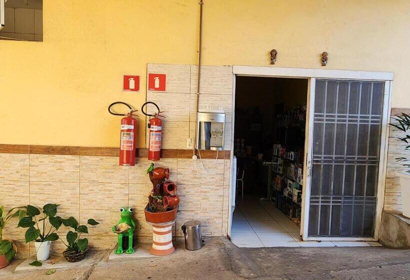 پانسیون Condomínio Center Luz