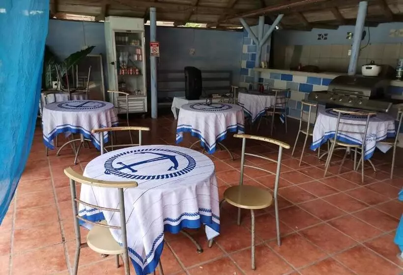 پانسیون Hostel Antorchas