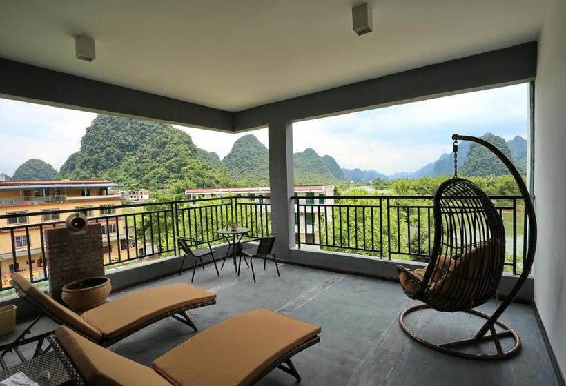 פנסיון Pier Encounter Inn