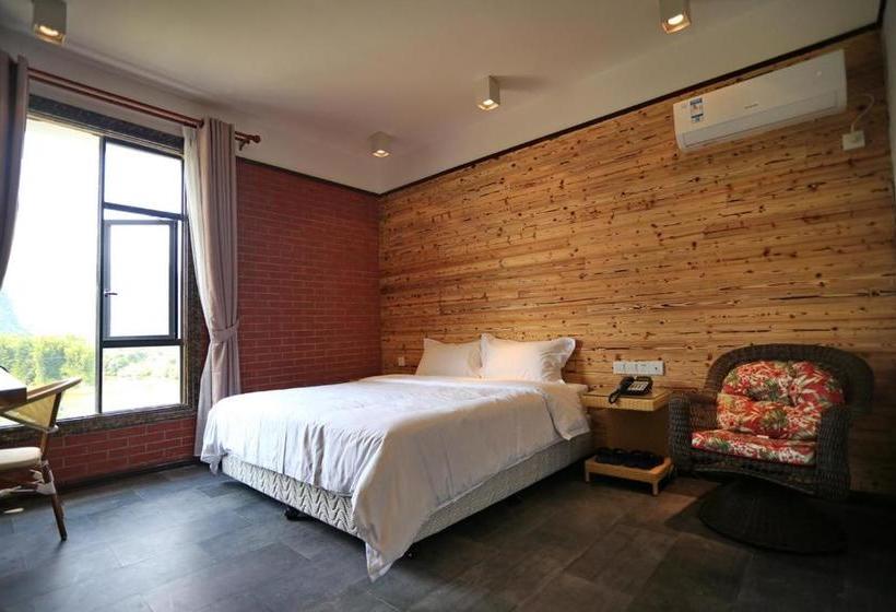 פנסיון Pier Encounter Inn