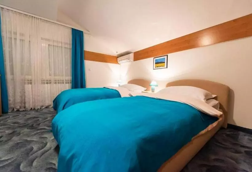 پانسیون Villa Jablanica Lake