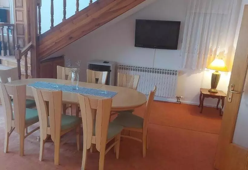 پانسیون Villa Jablanica Lake