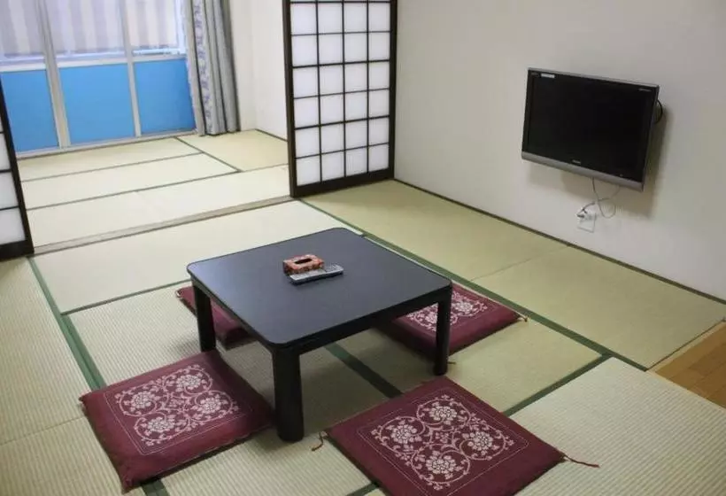 Pension Shirahama