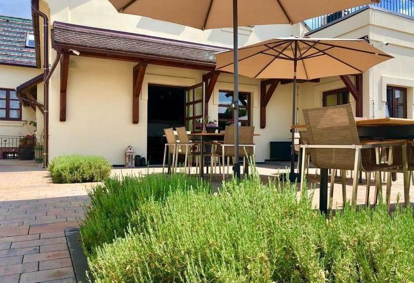 Hardy   Cognac & Pension