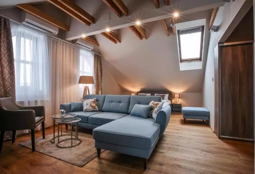 Hardy   Cognac & Pension