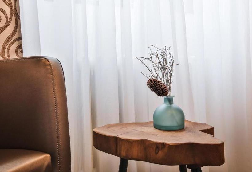 Hardy   Cognac & Pension