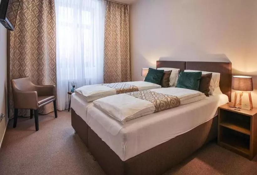 Hardy   Cognac & Pension