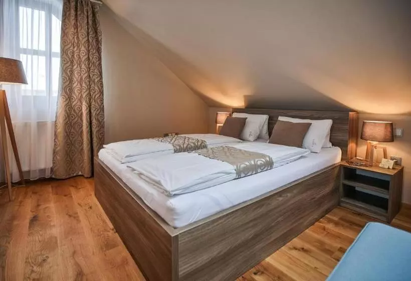 Hardy   Cognac & Pension