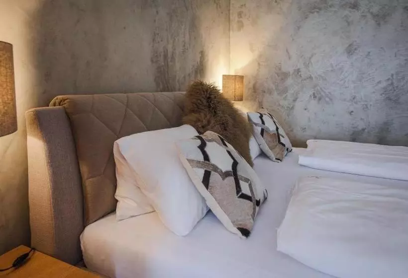 Hardy   Cognac & Pension