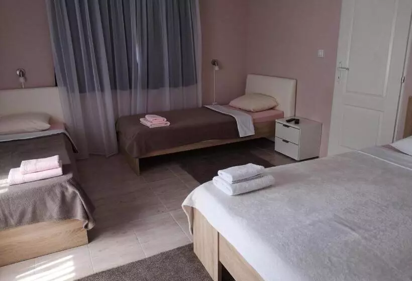 پانسیون Apartment Dedine Golubac