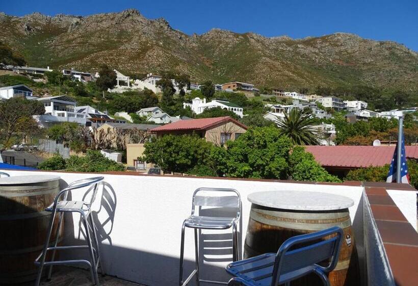 بنسيون Big Skies Guesthouse