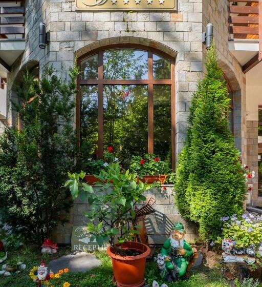 بنسيون Opus Villa