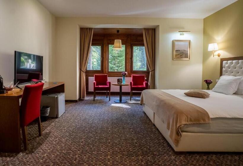 بنسيون Opus Villa