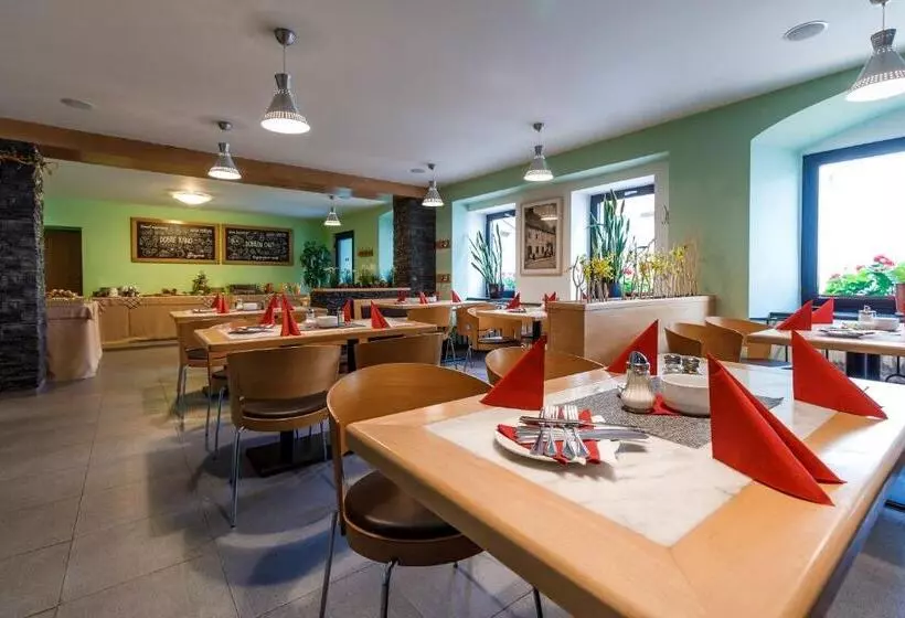 Majatalo Penzion A Apartmány Daro