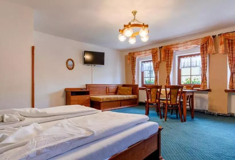 Majatalo Penzion A Apartmány Daro