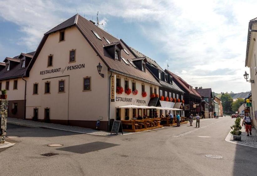 פנסיון Penzion A Apartmány Daro