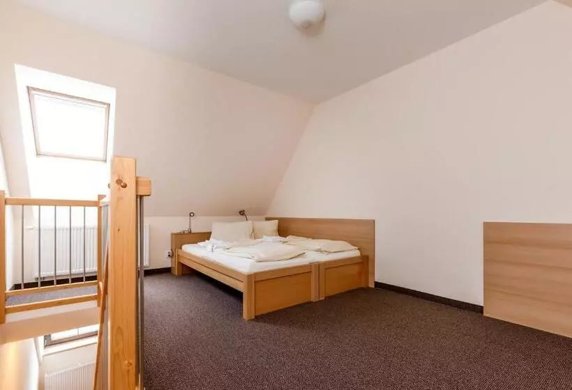 Majatalo Penzion A Apartmány Daro