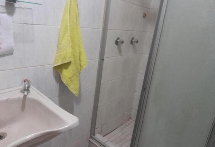 Pension Pilot Inn Accommodation