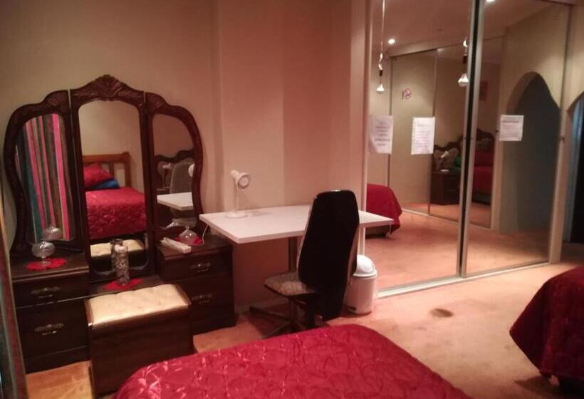 Pension Pilot Inn Accommodation