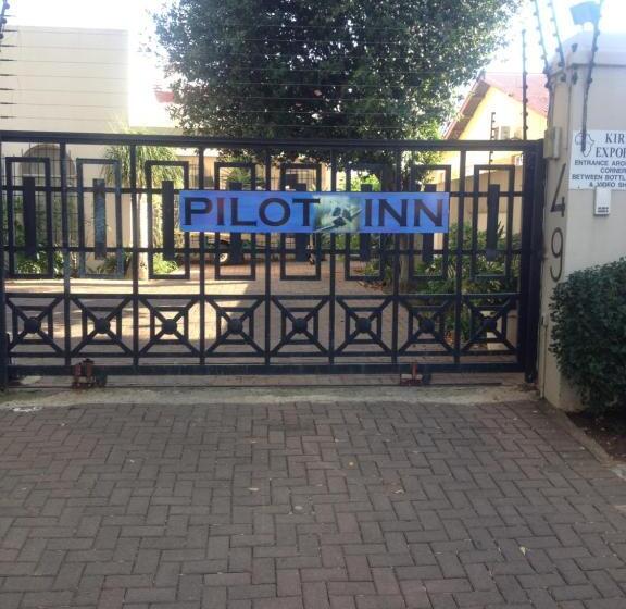 Pension Pilot Inn Accommodation