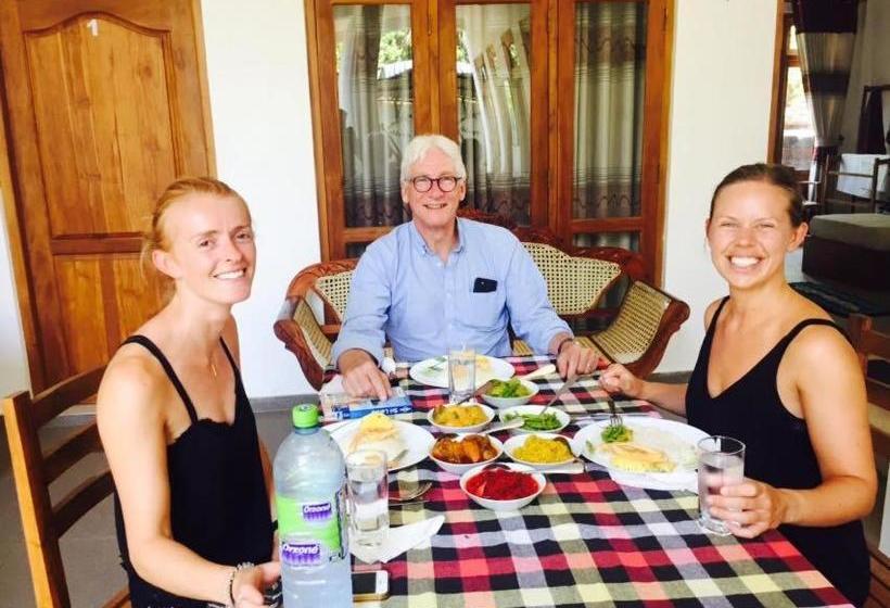 膳宿费 Sanctuary Cove Guest House