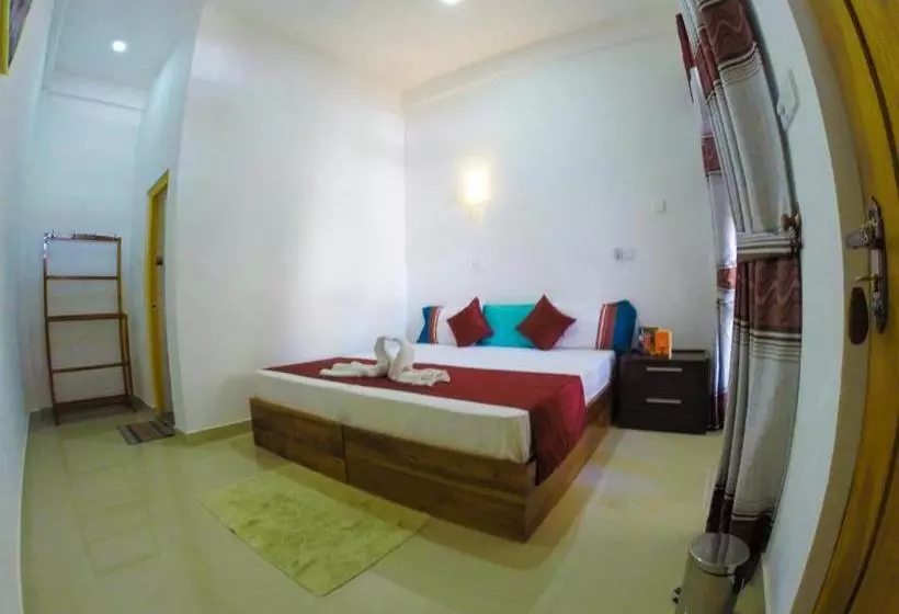 Majatalo Sanctuary Cove Guest House