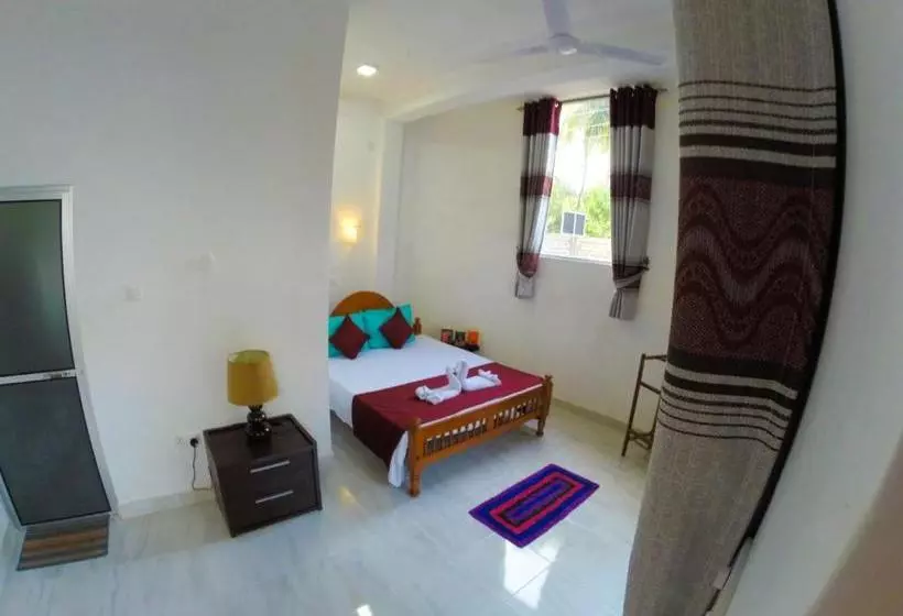 Majatalo Sanctuary Cove Guest House