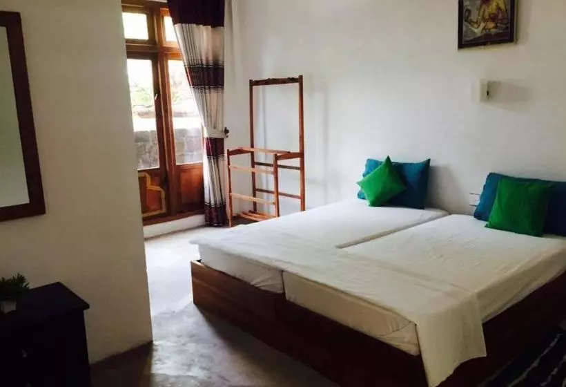 Majatalo Sanctuary Cove Guest House