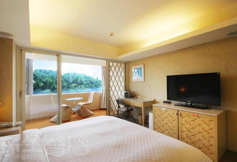 هاستل Blue Ocean