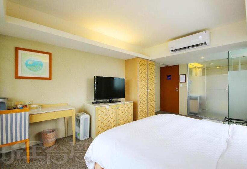 هاستل Blue Ocean