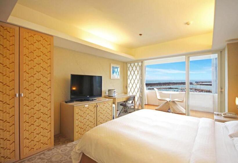 هاستل Blue Ocean