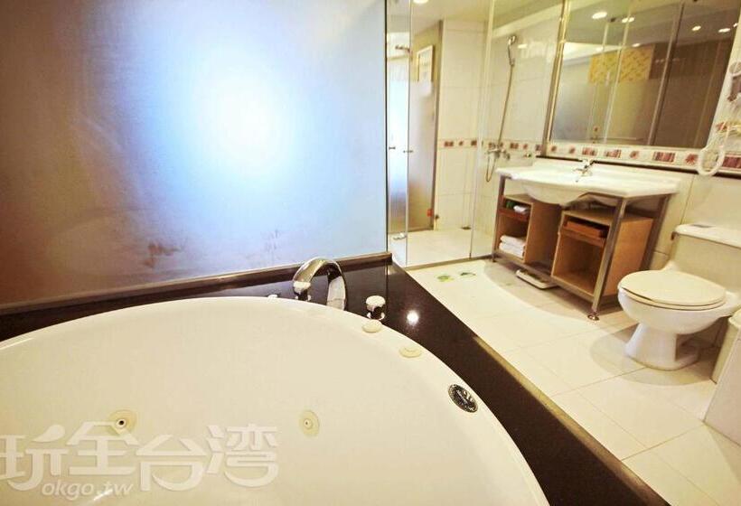 هاستل Blue Ocean