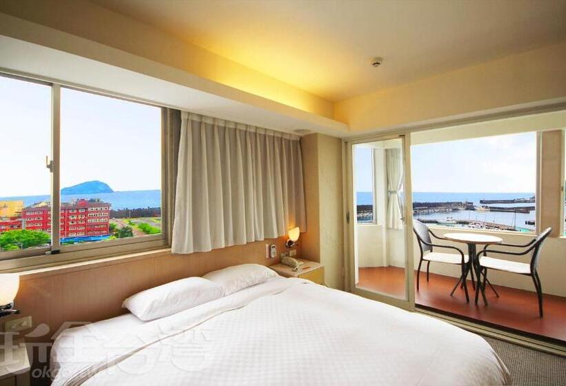 هاستل Blue Ocean