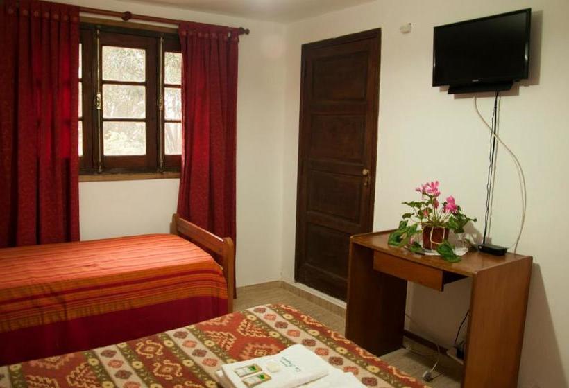 Hostel Hostería La Pergola