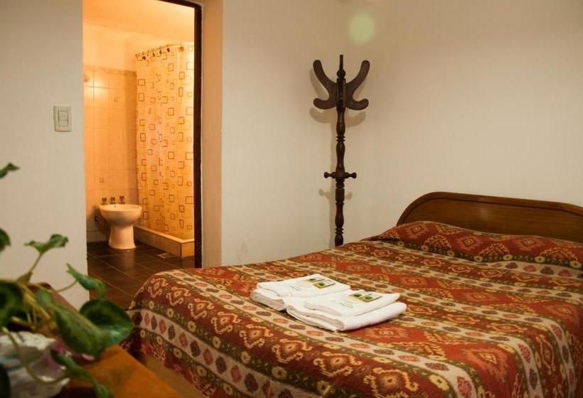 Hostel Hostería La Pergola