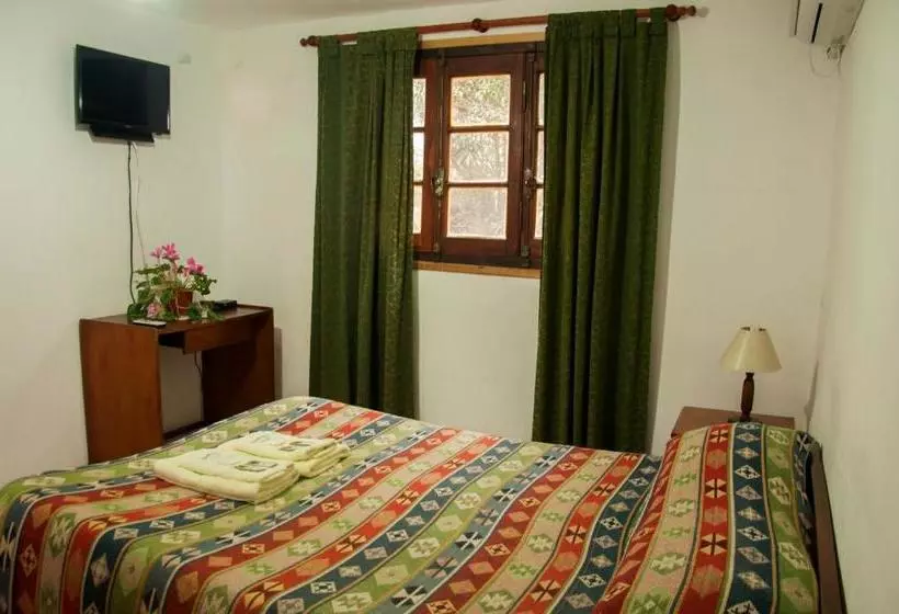 Retkeilymaja Hostería La Pergola