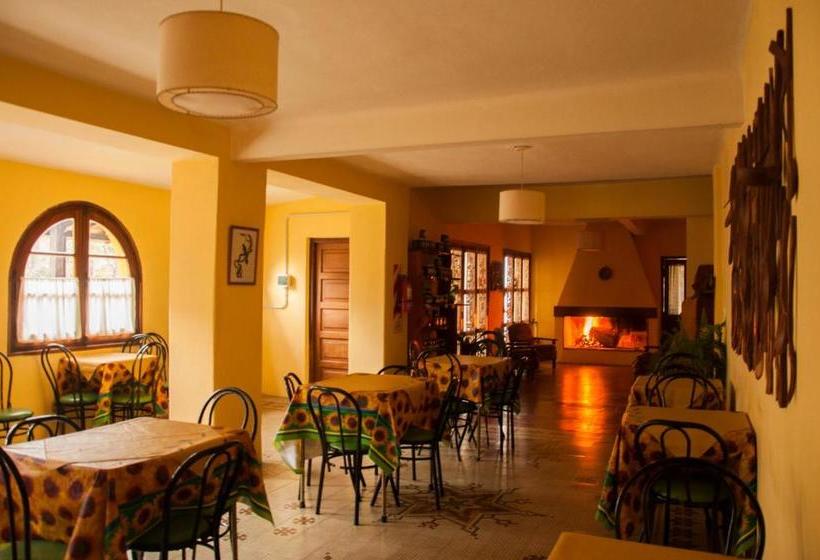 Hostel Hostería La Pergola