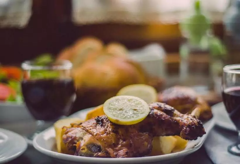 Retkeilymaja Hostería La Pergola