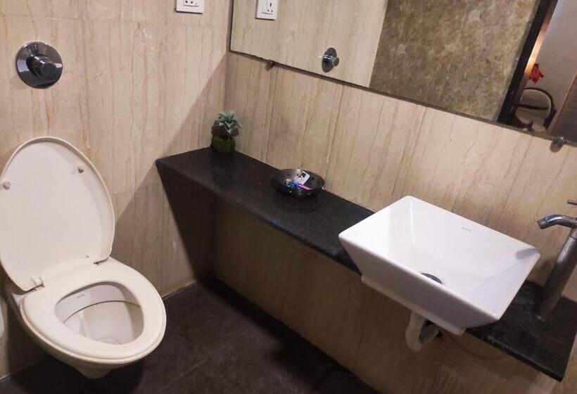 ユースホステル Vaishnavi