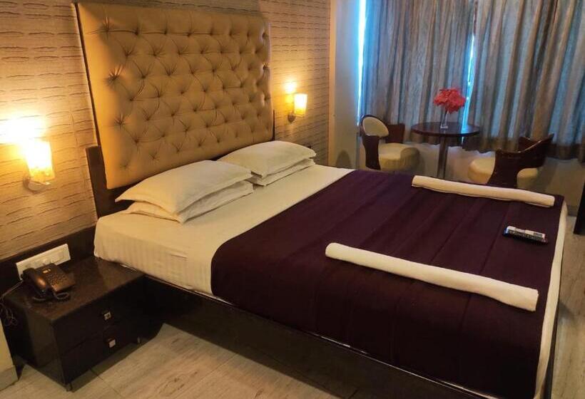 ユースホステル Vaishnavi