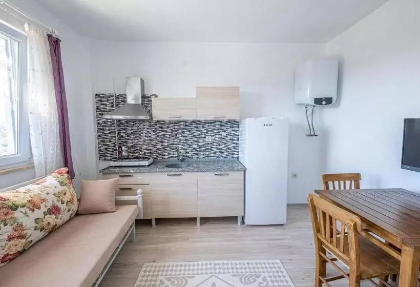 Majatalo Sahika Konukevi