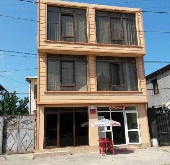 پانسیون George Dom