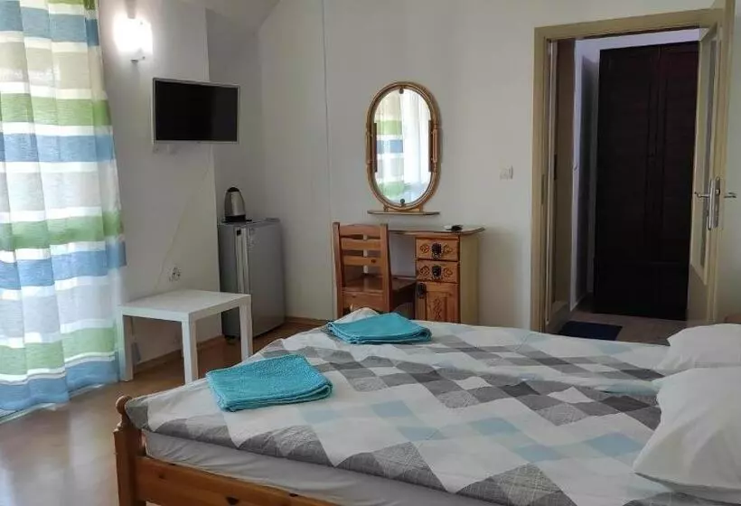 پانسیون Guest House Orfey