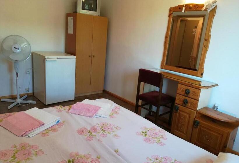 פנסיון Guest House Orfey