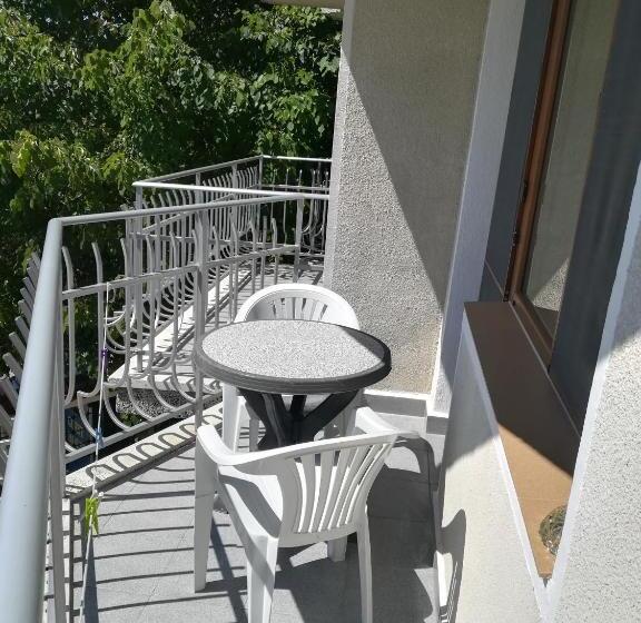 פנסיון Guest House Orfey