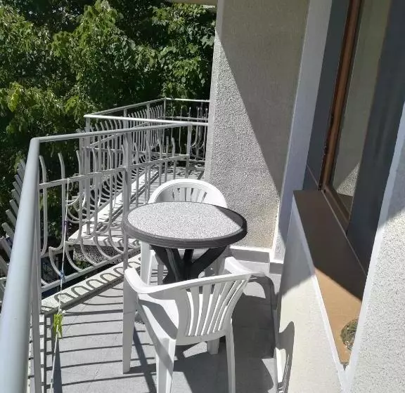 پانسیون Guest House Orfey