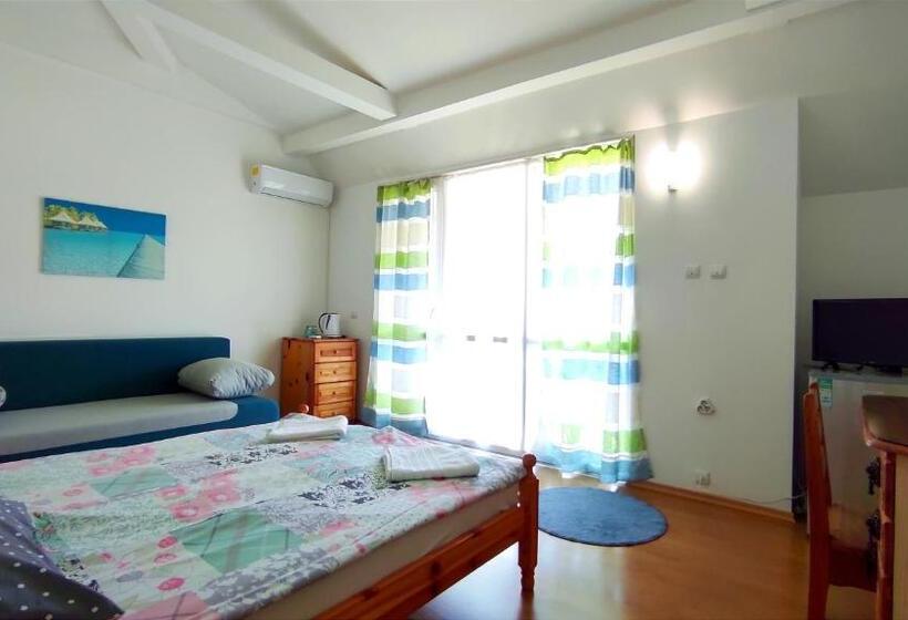 פנסיון Guest House Orfey